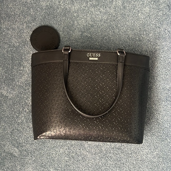 NWOT Guess Black Handbag - Picture 2 of 10